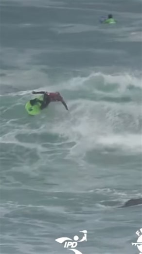 1.3K views · 392 reactions | @ricardo_lamascara se queda con el primer lugar en Bodyboard Dropknee Varones con esta ola en el último minuto  | Surf Place Perú | Facebook