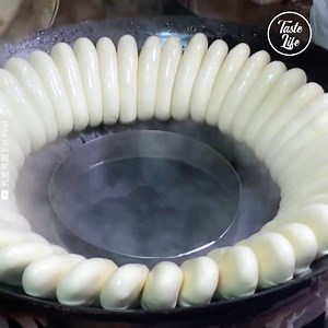 The way they cook that bread is REALLY cool! 😎 | Taste Life