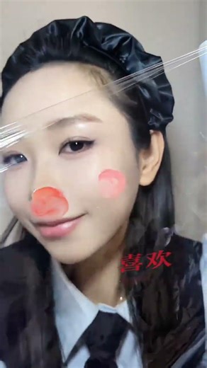 Simplify Your Makeup Routine: Say Goodbye to Color Swapping