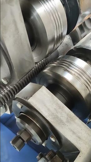 Three-axis thread rolling machine operation process + finished product display