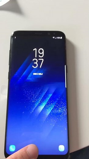 Samsung galaxy S8+ screen flicker/glitch