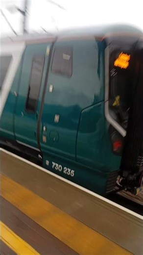 Class 730/235 leaves Rugby for London Euston