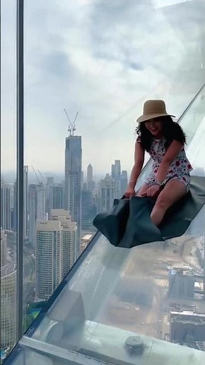 Dubai Burj Khalifa Building 😱