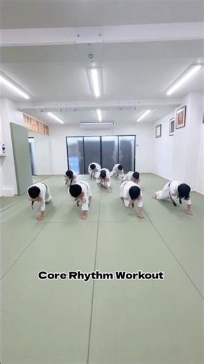 話題の体幹リズムトレーニングをやってみた😁Trying the viral core rhythm workout ! #大谷道場 #空手 #coreworkout #体幹トレーニング#shorts