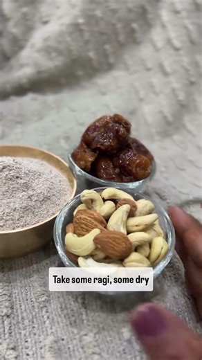 Healthy Ragi Laddoo Recipe for Diwali | No Sugar, No Maida | Finger Millet Laddu