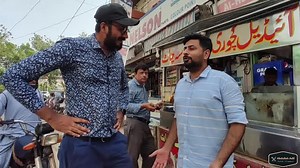 446K views · 7.8K reactions | Ideal ki kachori, samosa chaat jo k 23 saal say shahrahe faisal pay mojod hein , logo ko kafi psand hein , Rate aur taste dono he zabardast hein. Samosa chaat plate Rs.50 kachori Rs.10 Here is a map location : https://goo.gl/maps/pJeWfoVitAoVa7iK9 | Abdullah Adil | Facebook