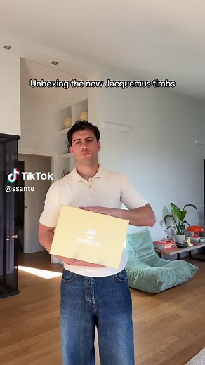 Unboxing the New Jacquemus Timberland Shoes
