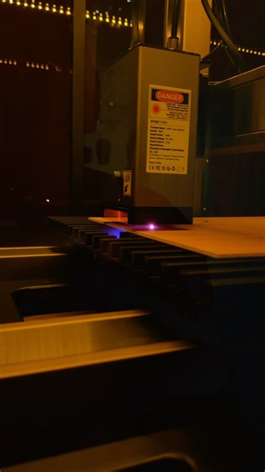 First time using the laser on the Snapmaker Artisan 🔥 #snapmaker #artisan