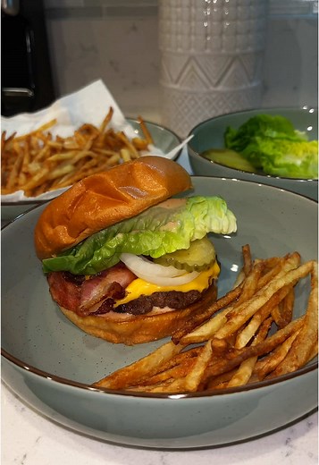 Easy Burger Sauce Recipe with 4 Ingredients