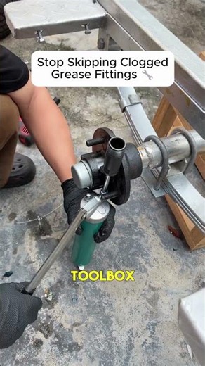 Stop skipping clogged grease fittings!