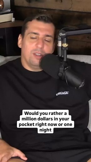 33K views · 66 reactions | Would you take $1 million, or play a game for your favourite team? 樂 // #blokeinabar | The Locker Room | Facebook