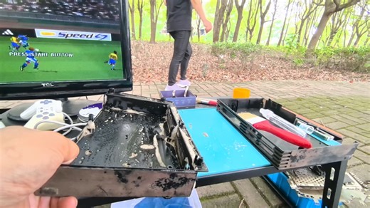 二手索尼PS2翻新修复(5)