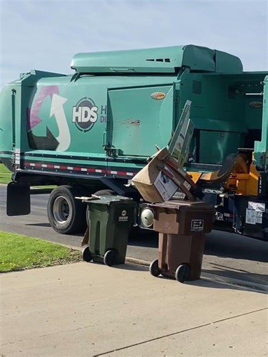 Recycling Truck