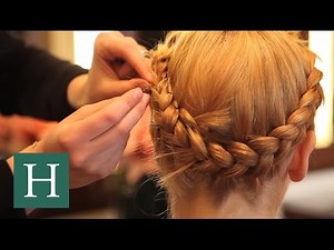 Beauty Tutorial: How To Do A Milkmaid Braid