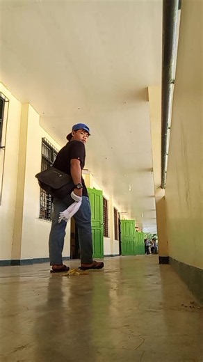 hi guys — short greeting clip from Gabriel