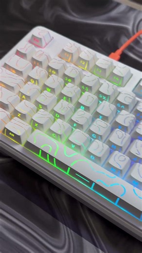 MK87 Dual 8K Gaming, Maxed-out Feel