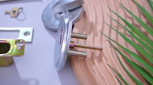 Tandefio 1 Pcs Deadbolt with Occupancy Indicator, in Use/Vacant Occupied Bathroom Lock, 304 Stainless Steel Commercial Door Lock, Fit Door Thickness from 1 3/8" to 2", Not Adjustable (Silver)