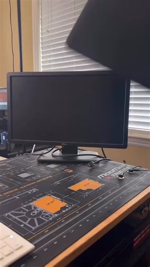 Imprint Repairs on Instagram: "☀️ Rise & Shine. Repairs on our minds! 🌞 Dead computer or dead hard drive and needing the data off it? Contact us! •​​​​​​​ •​ www.ImprintRepairs.com • •​​​​​​ Imprint Repairs ​​​​​​​​ 40 Forsyth St NW​​​​​​​​ Atlanta, GA 30303​​​​​​​​ ​​​​​​​​ Mon-Sat 10a-6p Amazing Video Credit: @mattscomputerservices #christmas #gifts #iphone #apple #iphone17promax #iphone17 #ios18 #iphone17ultra #datarecovery #computerrepair #atlanta #harddrive #ssd #microsoldering #motherboar