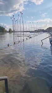 49K views · 399 reactions |  A Mâcon, la Saône monte lentement. Le niveau de la rivière a dépassé les 4 mètres ce vendredi midi | Le JSL Mâcon | Facebook