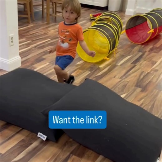 Meet the ultimate therapy tool...These cushions are perfect for: 💪 Heavy work — carry, push, pull, or slide them 🤸 Proprioceptive input — jump and crash for big body feedback 😌 Calm breaks — curl up to read, listen to music, or recharge 🙌 Whole body movement - integrate them into your next obstacle course! One cushion, endless possibilities for play, regulation, and comfort. Kids (and adults 😉) can’t get enough! 👇 Want the link to grab one for your therapy space or classroom? Drop the word