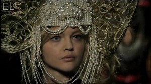 🌟✨ Step into the world of high fashion with ELS Fashion TV! 🌟✨ 👠✨ We're thrilled to present the timeless elegance and sophistication of the Chanel Fall/Winter 2009 collection! From iconic tweed suits to breathtaking evening gowns, this collection is a true celebration of style and luxury. Join us as we dive into the runway magic and experience the epitome of Parisian chic! 💃🕺 👗💄 But that's not all! Get ready for an exclusive collaboration as Elite Art Projects brings its own unique twist 