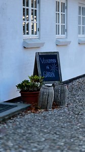 Vinterophold på Gl. Brydegaard ❄️🔥 Oplev ro, ild i pejsen og god mad i smukke omgivelser på Sydfyn. Inkl. 2-retters menu, morgenmad, adgang til sauna & vildmarksbad – kun 895 kr./person. Book dit vinterophold nu – gælder januar & februar 2026 💚 | Gl. Brydegaard