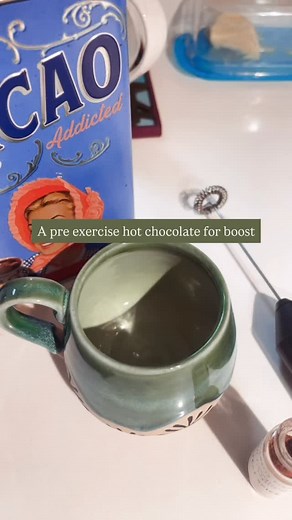 30mins before exercise have a 87.5% hot chocolate with blackberry crumble spice and hot water… Then go chase those PBs … don’t believe me? Try it and see ;) If you want to know the science of how this little cup can help you find your pb’s comment 💪🏻💪🏻 and I’ll do another tell to show you ❤️🍫 | 80Noir