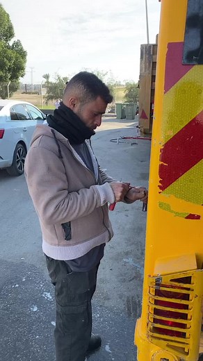 Vehicle Maintenance Techniques for Industrial Machinery