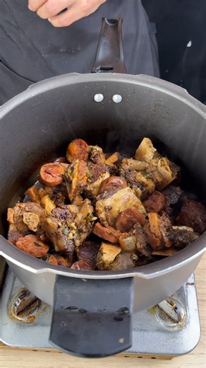 14K views · 65 reactions | After I learned how to cook ribs in a pressure cooker without water, I never stopped making them. | YumMakers | Facebook