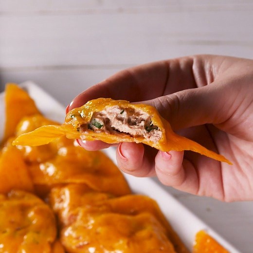 You won't even miss the bread on these Keto Tuna Melt Bites! Full recipe: http://dlsh.it/PnUnSO2 | Delish