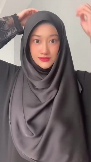 Shawl Labuh Tutorial: How to Style Your Shawl with Ease