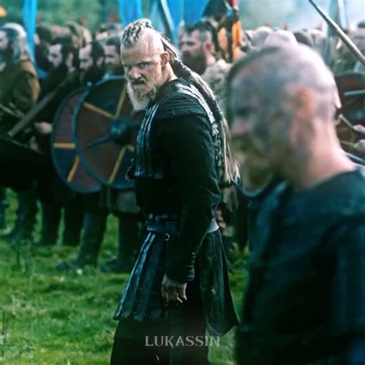 vikingshorns on Instagram: "In the name of Odin! In the name of my father! Attack!⚔🔥 Bjorn Ironside Edit # - 📸 Source: @ lukassin_ on TikTok All credit are reserved for their respective Owners - ❌Remove/recognition👉 @ fixposts - - - - #vikingsofinstagram#ragnarok#ragnarlodbrok#vikingblood#vikingstyle#vikingslovers#vikinghair#alexanderludwig#vikingsfan#bjorn#vikingshield#norseman#assassinscreedvalhalla#vikingseason5#norwegianvikings#vikingschool#arseling#kingragnarlothbrok#aethelwold#bjornragn