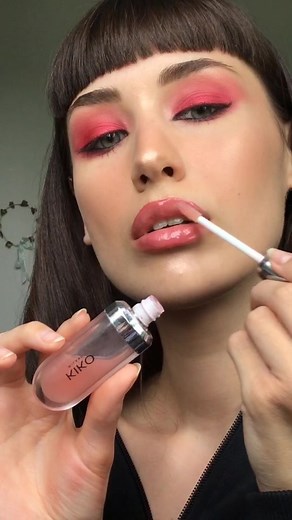 ecco il tutorial per risaltare gli occhi verdi che mi aveva chiesto @allys_stp 💚🥰 fatemi sapere quali altri tutorial vorreste vedere! #makeup #mua