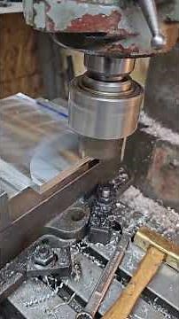 fly cutting with a boring head