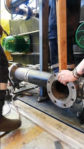 USING WELDING GUN TO SPOT WELDED SUPPORT ON COOLING SYSTEM STRUCTURE IN WORKSHOP (GMAW / MAG / MIG)