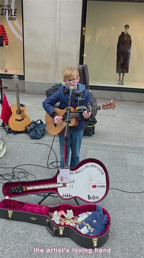 Crowd Goes Quiet… 11 Year Old Busking “Vincent” Grafton Street, With Lyrics