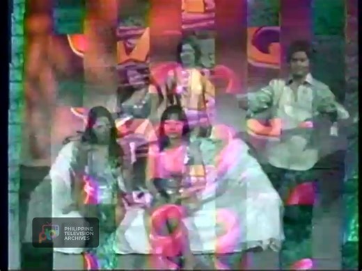A 2002 Bubble Gang skit featuring Ogie Alcasid singing a humorous story about characters Oro and Ara. -------------------------------------------------------------------------- SUPPORT PHILIPPINE TELEVISION ARCHIVES IN SEARCH AND DIGITIZATION OF PHTV VHS TAPES DONATE HERE: https://ko-fi.com/philippinetelevisionarchives MAYA: 639939018667 GCASH: 639628284546 | Philippine Television Archives