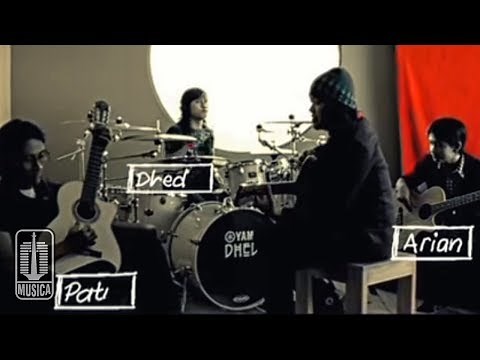 Letto - Senyumanmu (Official Music Video)