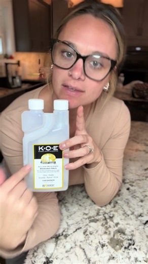 Hands down the best solution I’ve tried! #cleaningsolutions #odorremoval #cleaningproducts #petodoreliminator #tiktokmademebuyit@Odorcide