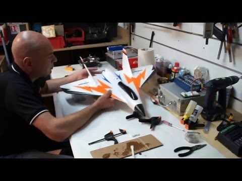 [TUTORIAL] Repairing an EPO RC Radio-controlled airplane