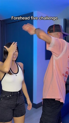 HIGH FIVE CHALLENGE 🤭😂 #challenge #funny #shorts