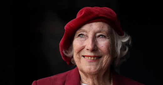 'We'll Meet Again' singer Vera Lynn, who boosted British morale during WWII, has died