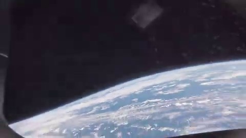 @NASA The footage of the Artemis I re-entry is similar to what Artemis II just experienced, except with different speeds and trajectories.