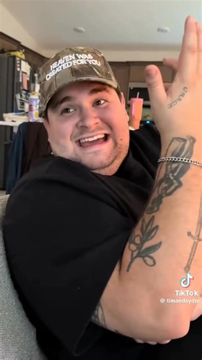 3K views · 73 reactions | My husband reacts to chandler and Monica for the first time  friends | friends__craze | Facebook