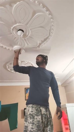 ceiling fan viral video #funny #kipasangin #ceilingfan #ceilingfanrepair