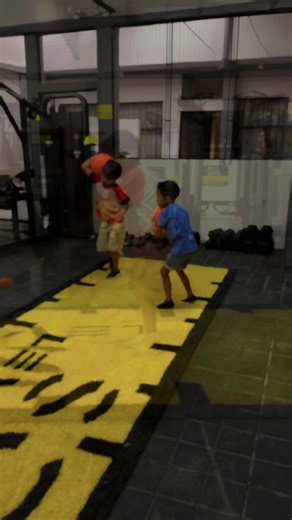 Regresamos con todaaaa!!💪🏼✨😍 TRAINING KIDS MINI👏🏼🙏🏼 Inscripciones limitadas✨ #hormiga #traininkids #deporte #entrenamiento #diversion