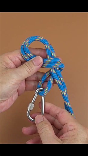 The Foolproof Loop! How to Tie the Ultimate Figure 8 to a Snap Hook Carabiner