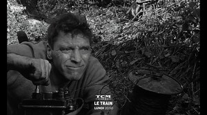 86K views · 132 reactions | 1944 : l'armée allemande pille les musées parisiens et expédie les oeuvres dans un train vers Berlin. Burt Lancaster est contre. | TCM Cinéma | Facebook