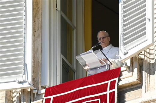 Pope at Angelus: This Lent, make your life a unique masterpiece - Vatican News