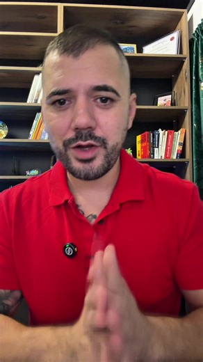 Ca sa poti face o afacere in Romania, ai nevoie de o forma juridica. Cea mai buna solutie pentru a face ce fac eu, adica sa vinzi produse din China, este un SRL. Il poti deschide foarte simplu, iar mai jos ai 3 variante: Pentru cei mai chibzuiti cu banii Mergi direct la Registrul Comertului si depui personal actele. Te va costa pana in 200 lei. Pentru cei care vor mai mult confort Intri pe Google, scrii orasul tau „infiintare firma” si vezi ce comisioane cer. De obicei, costa in jur de 500 lei, 